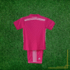 Maillot et short de Foot Real de Madrid – rétro rose Maillot et short de Foot Real de Madrid – rétro rose | Jersey Et Shgoldts De Foot Real De Madrid – Retro Pink