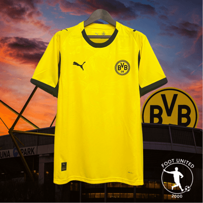 « Maillot concept édition fan art Borussia Dortmund signé Puma, vue avant sur fond transparent » Maillot de foot Borussia Dortmund Puma | Football Jersey Bgoldussia Dgoldtmund Puma